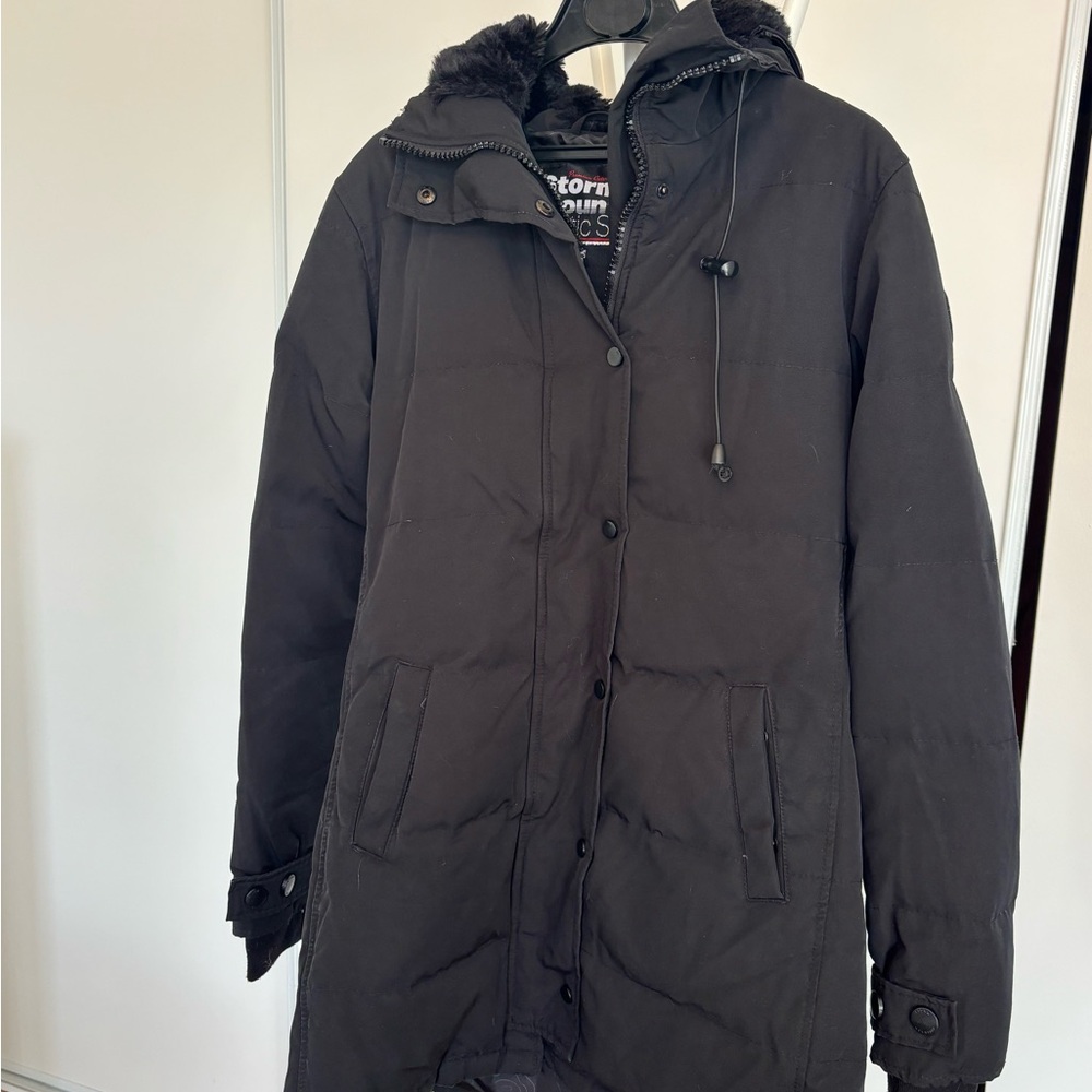 Storm Women's Black Puffer Jacket